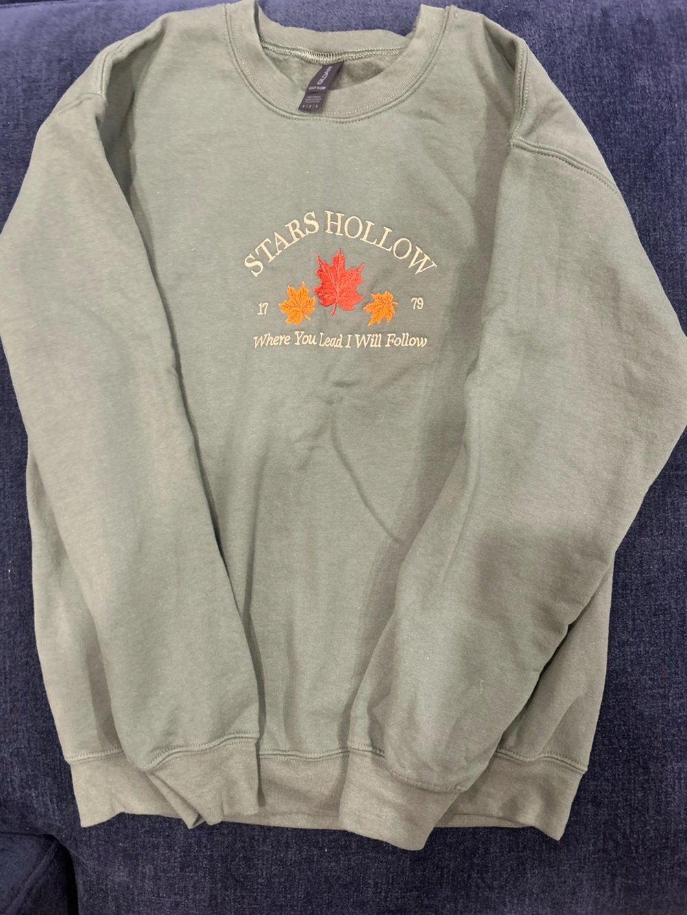 Gilmore Girls - Gildan Olive Green Heavy Blend Crewneck Sweatshirt